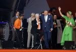 Rotterdam 27 april 2023
Koningsdag 2023 in Rotterdam met aanwezig Koning Willem Alexander, KoninginMaxima ,Prinses Amalia, Prinses Ariane ,Prins Constantijn ,Prinses Laurentien ,Prins Maurits ,Prinses Marilene ,Prins Bernhard ,Prinses Annette ,Prins Floris ,Prinses Aimee ,Prins Pieter Christiaan, en Prinses Anita .
Burgemeester Aboutaleb is de gastheer. Optreden van Lee Towers Davina Michelle en Ronnie Flex.