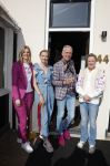 Noordwijk 17 mei 2023
Opening pension Code Rose van Martien Meiland en Erica Meiland . Ook Montana Maxime en Leroy Molkenboer zijn aanwezig Dochter Claire doet de openingshandeling.