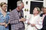 Noordwijk 17 mei 2023
Opening pension Code Rose van Martien Meiland en Erica Meiland . Ook Montana Maxime en Leroy Molkenboer zijn aanwezig Dochter Claire doet de openingshandeling.