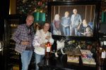 Noordwijk 17 mei 2023
Opening pension Code Rose van Martien Meiland en Erica Meiland . Ook Montana Maxime en Leroy Molkenboer zijn aanwezig Dochter Claire doet de openingshandeling.