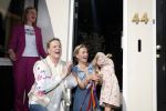 Noordwijk 17 mei 2023
Opening pension Code Rose van Martien Meiland en Erica Meiland . Ook Montana Maxime en Leroy Molkenboer zijn aanwezig Dochter Claire doet de openingshandeling.
Maxime Meiland en dochter Claire