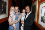 Noordwijk 17 mei 2023
Opening pension Code Rose van Martien Meiland en Erica Meiland . Ook Montana Maxime en Leroy Molkenboer zijn aanwezig Dochter Claire doet de openingshandeling.