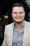 Noorden  30 april 2023
Gerard Joling viert zijn 63e verjaardag.
Mike Peterson met vriendin