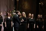 Amsterdam 18 april 2023
Jaap v Zweden krijgt de concertgebouwprijs 2023 in het concertgebouw uit handen van directeur Simon Reinink . Het Nationaal Vrouwen Jeugdkoor heeft de Concertgebouw Young Talent Award in de wacht gesleept