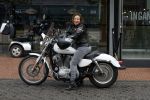 Amstelveen 30 april 2023
Nurlaila bij de musical lunch in schouwburg Amstelveen. Ze kwam mop haar Harley Davidson motor