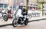 Amstelveen 30 april 2023
Nurlaila bij de musical lunch in schouwburg Amstelveen. Ze kwam mop haar Harley Davidson motor