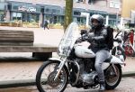 Amstelveen 30 april 2023
Nurlaila bij de musical lunch in schouwburg Amstelveen. Ze kwam mop haar Harley Davidson motor