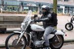 Amstelveen 30 april 2023
Nurlaila bij de musical lunch in schouwburg Amstelveen. Ze kwam mop haar Harley Davidson motor