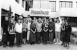 Den Bosch, 28 Oktober 1987
De dames van de Voetbalspelers op bezoek bij sponsor Nashua
Op de foto o.a. Huub v d Boogaart Gilian Kessels Shula Reijxman