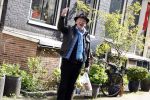 Amsterdam 18 april 2023
Peter Faber doet boodschappen in het centrum van Amsterdam