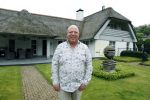 Neerpelt Achel e.o. 8 mei 2023
Peter Gillis bij zijn huis en zijn nieuwe huis .