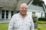 Neerpelt Achel e.o. 8 mei 2023
Peter Gillis bij zijn huis en zijn nieuwe huis .