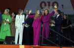 Rotterdam 27 april 2023
Koningsdag 2023 in Rotterdam met aanwezig Koning Willem Alexander, KoninginMaxima ,Prinses Amalia, Prinses Ariane ,Prins Constantijn ,Prinses Laurentien ,Prins Maurits ,Prinses Marilene ,Prins Bernhard ,Prinses Annette ,Prins Floris ,Prinses Aimee ,Prins Pieter Christiaan, en Prinses Anita .
Burgemeester Aboutaleb is de gastheer. Lee Towers Davina Michelle en Ronnie Flex treden op.