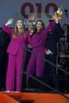 Rotterdam 27 april 2023
Koningsdag 2023 in Rotterdam met aanwezig Koning Willem Alexander, KoninginMaxima ,Prinses Amalia, Prinses Ariane ,Prins Constantijn ,Prinses Laurentien ,Prins Maurits ,Prinses Marilene ,Prins Bernhard ,Prinses Annette ,Prins Floris ,Prinses Aimee ,Prins Pieter Christiaan, en Prinses Anita .
Burgemeester Aboutaleb is de gastheer. Lee Towers Davina Michelle en Ronnie Flex treden op.