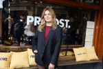 Amsterdam 20 april 2023
Prinses Eloise van Oranje onderweg naar feestje van blad de Linda in een cafe in het centrum van Amsterdam waar een bier gepresenteerd wordt.