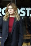 Amsterdam 20 april 2023
Prinses Eloise van Oranje onderweg naar feestje van blad de Linda in een cafe in het centrum van Amsterdam waar een bier gepresenteerd wordt.