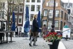 Amsterdam 20 april 2023
Prinses Eloise van Oranje onderweg naar feestje van blad de Linda in een cafe in het centrum van Amsterdam waar een bier gepresenteerd wordt.