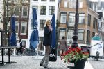 Amsterdam 20 april 2023
Prinses Eloise van Oranje onderweg naar feestje van blad de Linda in een cafe in het centrum van Amsterdam waar een bier gepresenteerd wordt.
