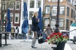 Amsterdam 20 april 2023
Prinses Eloise van Oranje onderweg naar feestje van blad de Linda in een cafe in het centrum van Amsterdam waar een bier gepresenteerd wordt.