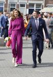 Rotterdam 27 april 2023
Koningsdag 2023 in Rotterdam met aanwezig Koning Willem Alexander, KoninginMaxima ,Prinses Amalia, Prinses Ariane ,Prins Constantijn ,Prinses Laurentien ,Prins Maurits ,Prinses Marilene ,Prins Bernhard ,Prinses Annette ,Prins Floris ,Prinses Aimee ,Prins Pieter Christiaan, en Prinses Anita .
Burgemeester Aboutaleb is de gastheer.