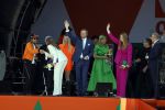 Rotterdam 27 april 2023
Koningsdag 2023 in Rotterdam met aanwezig Koning Willem Alexander, KoninginMaxima ,Prinses Amalia, Prinses Ariane ,Prins Constantijn ,Prinses Laurentien ,Prins Maurits ,Prinses Marilene ,Prins Bernhard ,Prinses Annette ,Prins Floris ,Prinses Aimee ,Prins Pieter Christiaan, en Prinses Anita .
Burgemeester Aboutaleb is de gastheer. Optreden van Lee Towers Davina Michelle en Ronnie Flex.