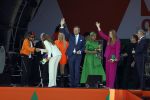 Rotterdam 27 april 2023
Koningsdag 2023 in Rotterdam met aanwezig Koning Willem Alexander, KoninginMaxima ,Prinses Amalia, Prinses Ariane ,Prins Constantijn ,Prinses Laurentien ,Prins Maurits ,Prinses Marilene ,Prins Bernhard ,Prinses Annette ,Prins Floris ,Prinses Aimee ,Prins Pieter Christiaan, en Prinses Anita .
Burgemeester Aboutaleb is de gastheer. Optreden van Lee Towers Davina Michelle en Ronnie Flex.