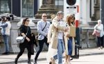 Amsterdam 5 en 6 mei 2023
Ruud de Wild en Olcay Gulsen zijn hun huis aan het verbouwen en zijn nog opnames aan het maken voor hun documentaire. Ook zus Dolshe Gulsen is erbij.