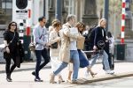 Amsterdam 5 en 6 mei 2023
Ruud de Wild en Olcay Gulsen zijn hun huis aan het verbouwen en zijn nog opnames aan het maken voor hun documentaire. Ook zus Dolshe Gulsen is erbij.