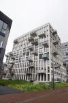 Amsterdam 12 en 13 mei 2023
Rob kemps verlaat het appartement van zijn nieuwe vriendin Stephanie Klaver.