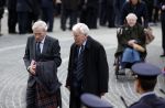 Amsterdam 4 mei 2023
Dodenherdenking 2023 op de dam met oa aanwezig Koning Willem Alexander Koningin Maxima Burgemeester Femke Halsema en Mark Rutte. Tjeenk Willink met partner