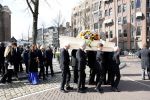 Amsterdam 15 april 2023
Herdenkingstdienst vooraf aan de begrafenis van Huub Oosterhuis in de Westertoren . Daarna gingen ze met de boot naar begraafplaats Zorgvlied