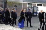 Amsterdam 15 april 2023
Herdenkingstdienst vooraf aan de begrafenis van Huub Oosterhuis in de Westertoren . Daarna gingen ze met de boot naar begraafplaats Zorgvlied.
Aanwezig oa Trijntje Oosterhuis met kinderen en partner Alvin Lewis , Tjeerd Oosterhuis en vrouw Edsilia Rombley met kinderen en moeder en de partner van Huub Oosterhuis
