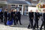 Amsterdam 15 april 2023
Herdenkingstdienst vooraf aan de begrafenis van Huub Oosterhuis in de Westertoren . Daarna gingen ze met de boot naar begraafplaats Zorgvlied.
Aanwezig oa Trijntje Oosterhuis met kinderen en partner Alvin Lewis , Tjeerd Oosterhuis en vrouw Edsilia Rombley met kinderen en moeder en de partner van Huub Oosterhuis