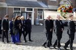 Amsterdam 15 april 2023
Herdenkingstdienst vooraf aan de begrafenis van Huub Oosterhuis in de Westertoren . Daarna gingen ze met de boot naar begraafplaats Zorgvlied.
Aanwezig oa Trijntje Oosterhuis met kinderen en partner Alvin Lewis , Tjeerd Oosterhuis en vrouw Edsilia Rombley met kinderen en moeder en de partner van Huub Oosterhuis