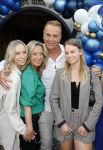 Noorden  30 april 2023
Gerard Joling viert zijn 63e verjaardag.
Wino Omtzigy met Sylvana Borsato en hun dochters Romy en Jacky