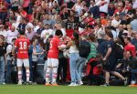 Eindhoven, 13 April 2024
Kompetitie PSV-Vitesse, eindstand 6-0
Andre Ramalho met echtgenote en baby