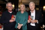 Amsterdam 23 april 2024
Boekpresntatie Andre v Duin in het Apollo first hotel. Eva Jinek presenteerde de boekpresentatie met Andre v Duin en schrijver Jan Vriend