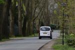 Huizen 6 april 2024
In de wijk waar het huis van Linda de Mol staat rijdt continue een wagn van beveiligingsbedrijf rond.