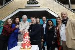 Amsterdam 12 april 2024
Castpresentatie musical De Koning van Amsterdam in de Centrale Markthal, de cast waar onder Margot Ros, Anne Lamsvelt, Hajo Bruins, Martijn Fischer, Sabri Saad el Hamus, Rosa Da Silva, Pepijn Schoneveld, Julia Herfst.