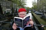 Amsterdam 9 april 2024
Harry Slinger met de schrijver van zijn boek Edwin Gitsels in de Jordaan waar Harry geboren is .