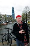 Amsterdam 9 april 2024
Harry Slinger met de schrijver van zijn boek Edwin Gitsels in de Jordaan waar Harry geboren is .