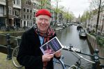 Amsterdam 9 april 2024
Harry Slinger met de schrijver van zijn boek Edwin Gitsels in de Jordaan waar Harry geboren is .