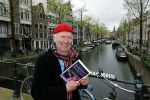 Amsterdam 9 april 2024
Harry Slinger met de schrijver van zijn boek Edwin Gitsels in de Jordaan waar Harry geboren is .