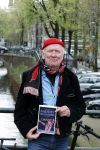 Amsterdam 9 april 2024
Harry Slinger met de schrijver van zijn boek Edwin Gitsels in de Jordaan waar Harry geboren is .