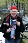 Amsterdam 9 april 2024
Harry Slinger met de schrijver van zijn boek Edwin Gitsels in de Jordaan waar Harry geboren is .