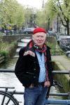 Amsterdam 9 april 2024
Harry Slinger met de schrijver van zijn boek Edwin Gitsels in de Jordaan waar Harry geboren is .