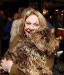 Amsterdam 23 april 2024
Boekpresntatie Andre v Duin in het Apollo first hotel. Janny v d Heijden had haar hond mee genomen