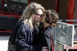 Amsterdam 21 april 2024
Jordy Huisman van Kris Kross Amsterdam viert zijn 40e verjaardag met een boottocht door de grachten van Amsterdam. Jordy Huisman met zijn vriendin Kathie Lam