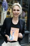 Amsterdam 16 april 2024
Boekpresentatie Kimberley Klaver. Haar 2e boek heet Zuid moeders hebben geen geheimen.