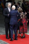 Amsterdam 18 april 2024
Contraprestatie
Koning Felipe en Koningin Letizia bieden het Koninklijk Paar een receptie aan in Museum STRAAT in Amsterdam. Hierbij is ook de Prinses van Oranje aanwezig. Tijdens de receptie openen de Koninklijke Paren een expositie van tien Spaanse en Nederlandse muurschilders. De tentoonstelling is tot en met 2 juni te bezoeken. Na de receptie neemt het Koninklijk Paar afscheid van de Spaanse Koning en Koningin. Aanwezig Koning Felipe Koningin Letizia Koning Willem Alexnader Koningin Maxima Prinses Amalia Prinses Margriet en Mr Pieter v Vollenhoven.